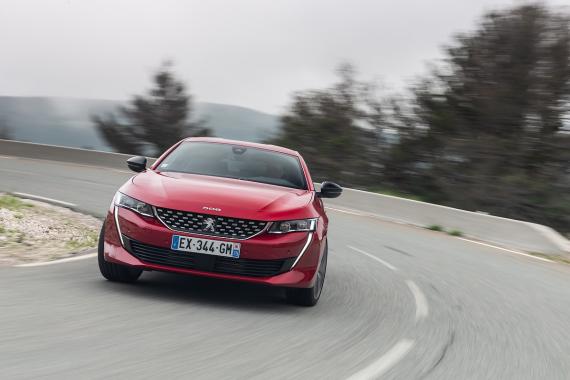 Nový Peugeot 508 Fastback Praha AV CAR