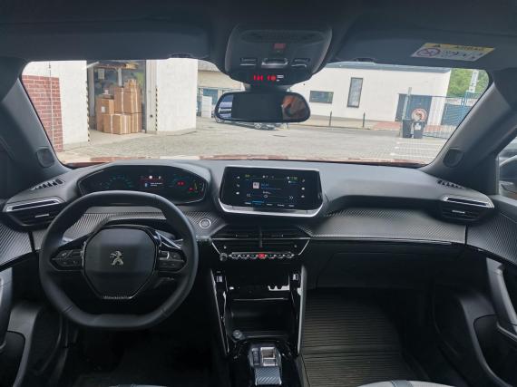 ObrázekPeugeot 2008 e-ALLURE Elektro SoH 98,4% #4