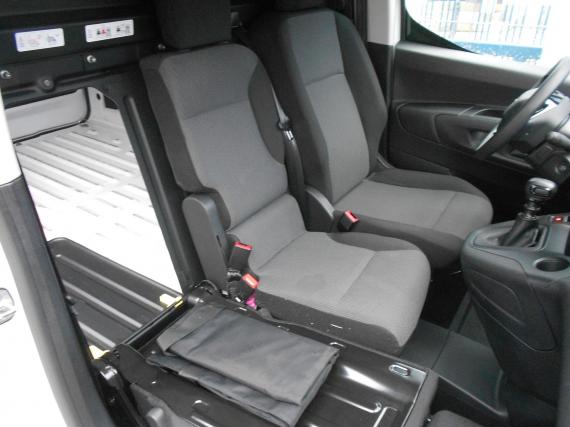 ObrázekPeugeot Partner L1 650 ACTIVE 1.2 PureTech 110 #1