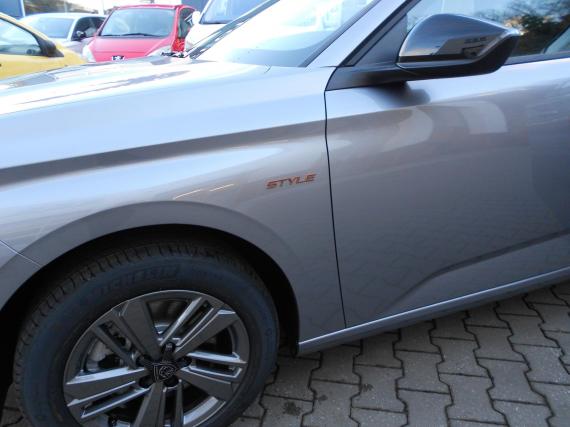 ObrázekPeugeot 308 SW STYLE BlueHDi 7let záruka #6