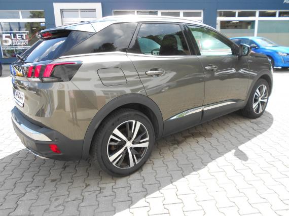 ObrázekPeugeot 3008 GT line 2,0HDi EAT8 #1