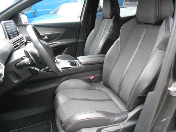 ObrázekPeugeot 3008 GT line 2,0HDi EAT8 #5