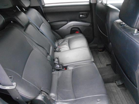 ObrázekMitsubishi Outlander 2.0 Di 4X4 #2
