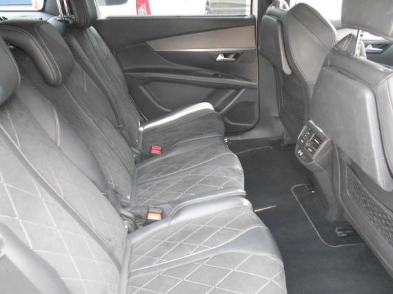 ObrázekPeugeot 5008 GT 2.0 BlueHDi 180k EAT8 ČR #5