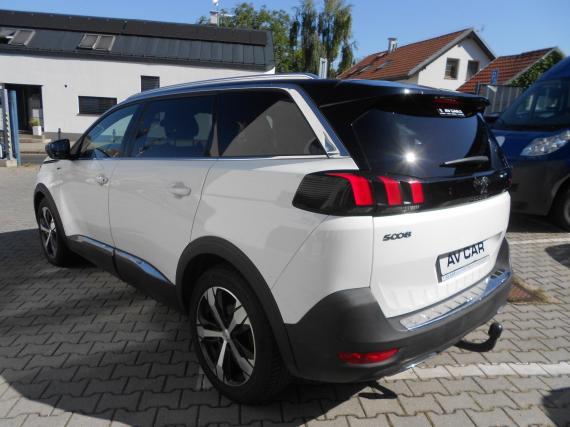 ObrázekPeugeot 5008 GT 2.0 BlueHDi 180k EAT8 ČR #2