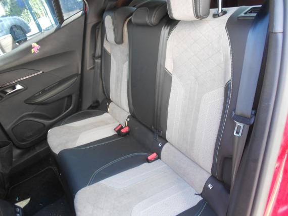 ObrázekPeugeot 2008 e-GT PACK Elektromotor 136k ČR #9