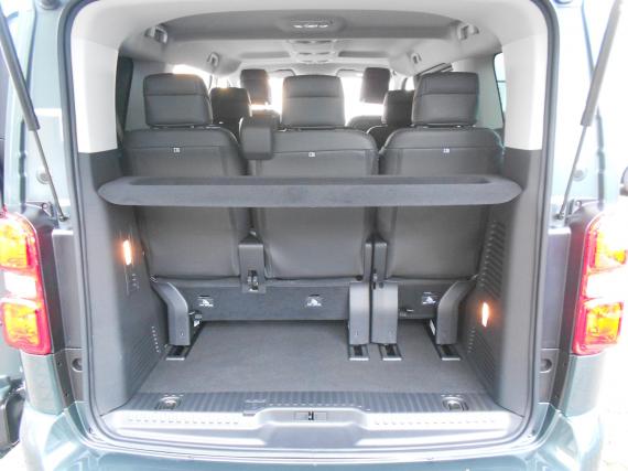 ObrázekPeugeot Traveller Allure Standard 180 S&S EAT8 #12