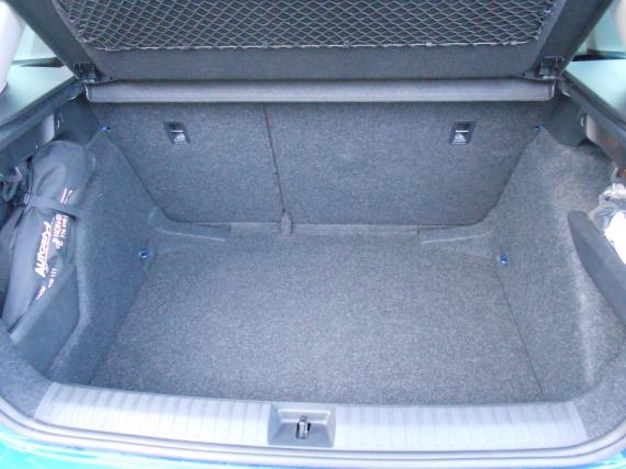 ObrázekŠkoda Kamiq 1,0TSi DSG7 1.maj ČR #1