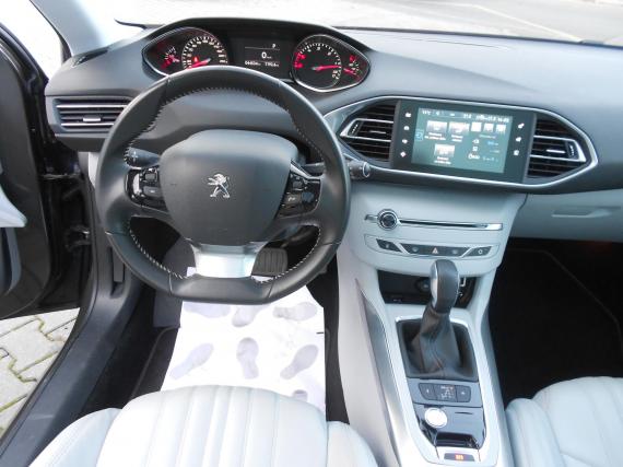 ObrázekPeugeot 308 SW 2,0HDi AUT6 Allure ČR 1.maj #12