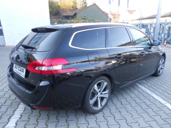 ObrázekPeugeot 308 SW GT 1.5 HDi 130k EAT8 ČR 1.m #4