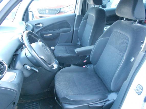 ObrázekCitroën C3 Picasso 1,6HDi MAN5 ČR 1.maj #8