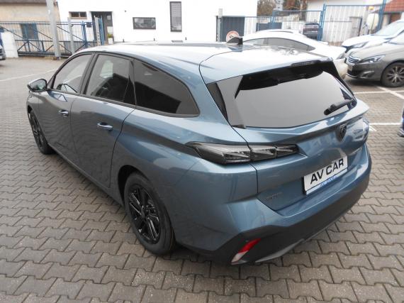ObrázekPeugeot 308 SW STYLE  Hybrid 145 e-DCS6 #1