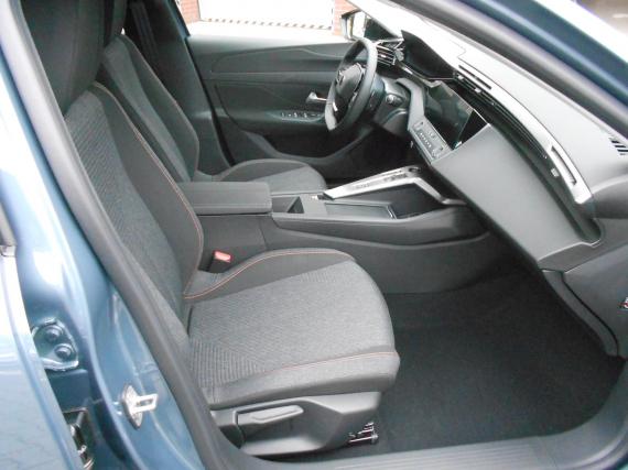 ObrázekPeugeot 308 SW STYLE  Hybrid 145 e-DCS6 #6