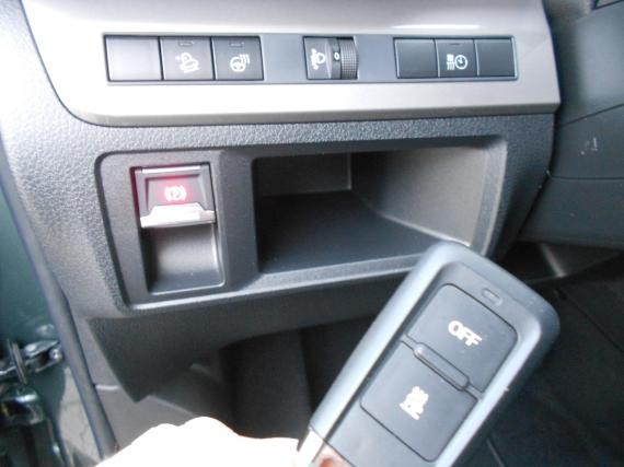 ObrázekPeugeot Traveller Allure Long 180 S&S EAT8 #3