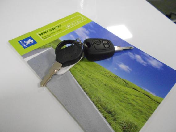 ObrázekPeugeot 206 1.4i,1.maj,CZ,serviska,rozvody #3