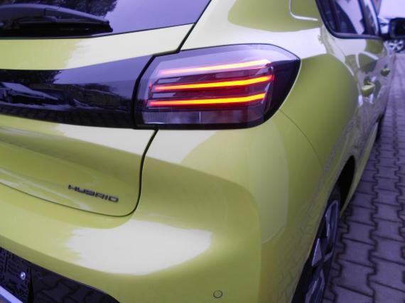 ObrázekPeugeot 208 BUSINESS Hybrid 110 e-DCS6 #10