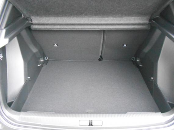 ObrázekPeugeot 2008 BUSINESS Hybrid 110 e-DCS6 #8