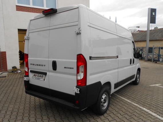 ObrázekPeugeot Boxer 3300 L2H2 BlueHDi 140k S&S MAN #4