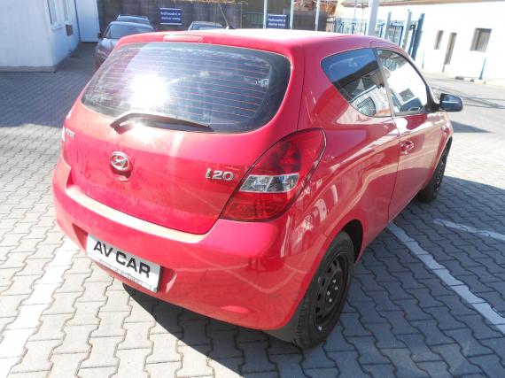 ObrázekHyundai i20 1,2i 57kw klima ČR #7