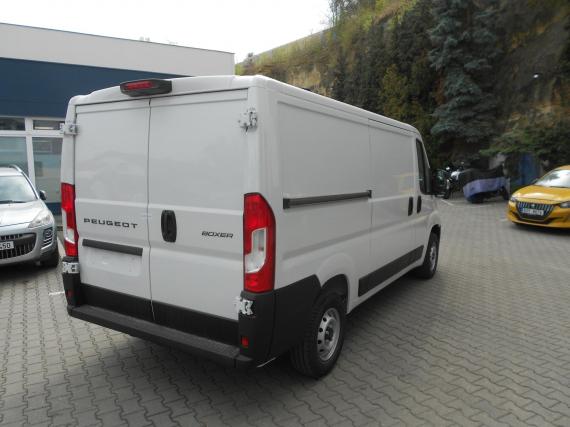 ObrázekPeugeot Boxer 3300 L2H1 BlueHDi 140k #3