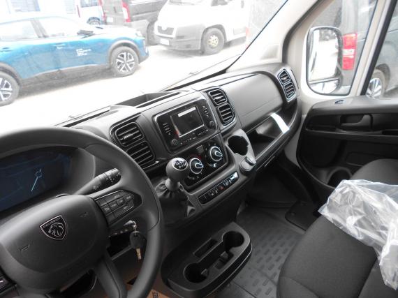 ObrázekPeugeot Boxer 3300 L2H1 BlueHDi 140k #7