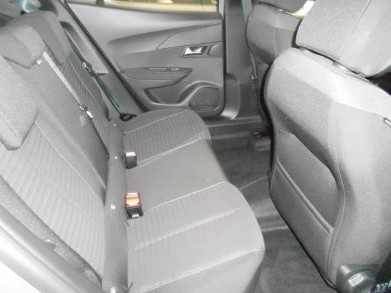 ObrázekPeugeot 2008 BUSINESS Hybrid 145 e-DCS6 #3