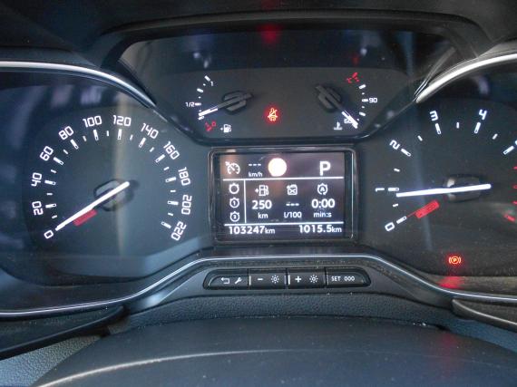 ObrázekCitroën Berlingo XL 1,2 MAN6 7míst ČR záruka+ #2