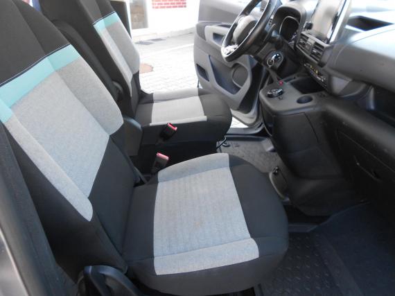 ObrázekCitroën Berlingo XL 1,2 AUT8 7míst ČR záruka+ #7