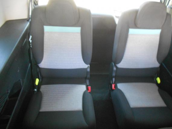 ObrázekCitroën Berlingo XL 1,2 AUT8 7míst ČR záruka+ #9