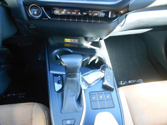 ObrázekLexus UX 250h ČR 1.majitel 112kW #4