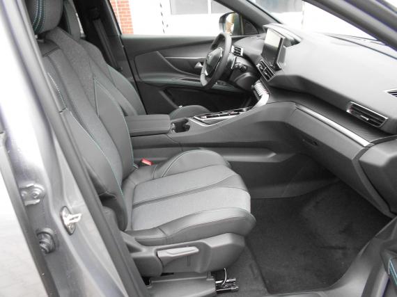 ObrázekPeugeot 5008 ALLURE PACK BlueHDi 130 EAT8 #10