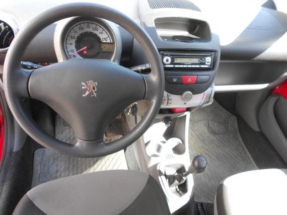 ObrázekPeugeot 107 1,0i 1.majitel, plná historie #1