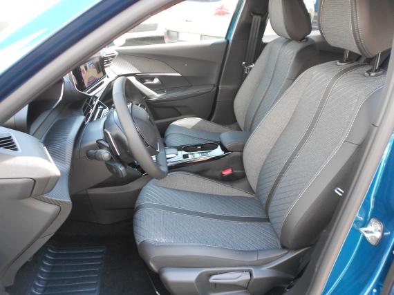 ObrázekPeugeot 2008 ALLURE 1,2 130 EAT8 kamery #5