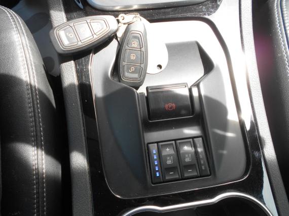 ObrázekFord S-MAX 2,0TDCi 120kW - po repasi aut. #6