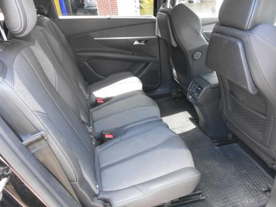 ObrázekPeugeot 5008 ALLURE PACK 1.5HDi 130k EAT8 #11