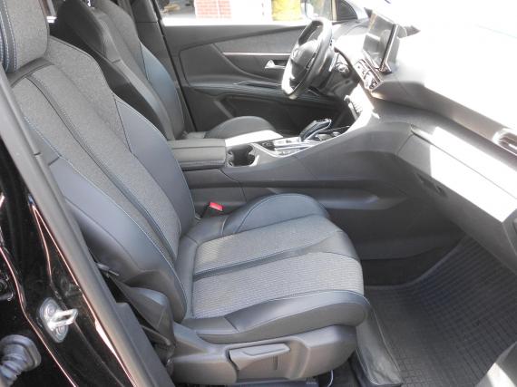 ObrázekPeugeot 5008 ALLURE PACK 1.5HDi 130k EAT8 #12