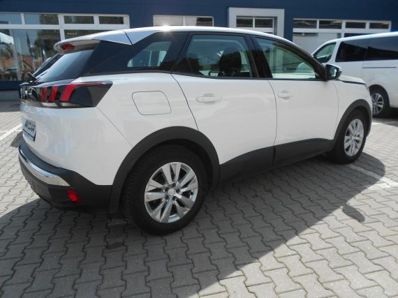 ObrázekPeugeot 3008 Active 1,2PT servis zdarma #6