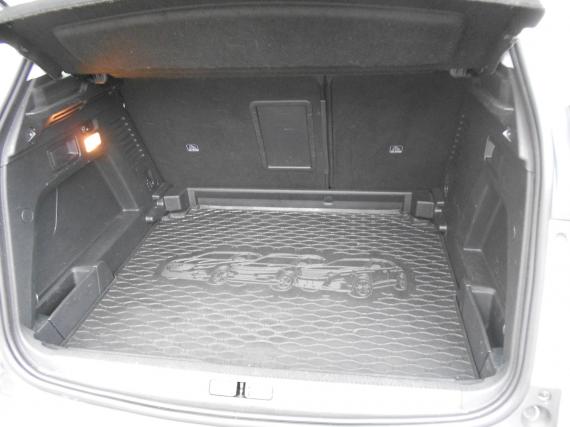 ObrázekPeugeot 3008 Active 1,2PT servis zdarma #2