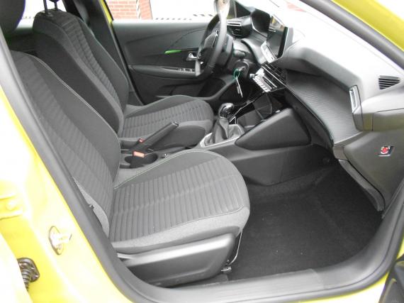 ObrázekPeugeot 208 STYLE Turbo 100 MAN6 #1
