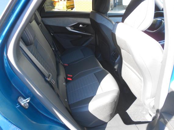 ObrázekPeugeot 3008 Business Hybrid 145 e-DCS6 #5