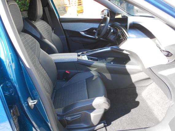 ObrázekPeugeot 3008 Business Hybrid 145 e-DCS6 #6