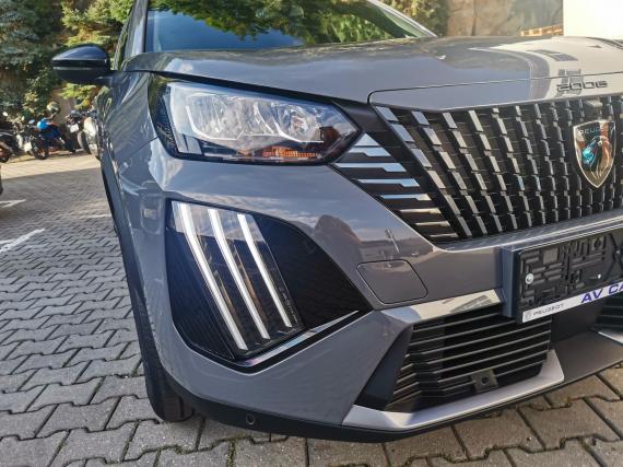ObrázekPeugeot 2008 ALLURE Hybrid 145 e-DCS6 #4