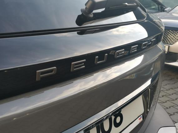 ObrázekPeugeot 2008 ALLURE Hybrid 145 e-DCS6 #11