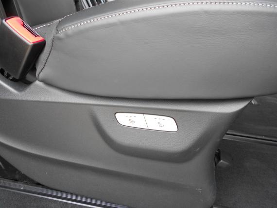 ObrázekMercedes-Benz Třídy V 300d 6míst 4Matic ČR 1.m DPH #8