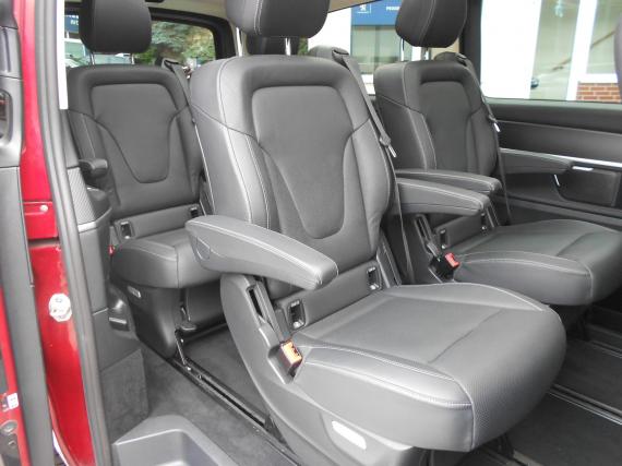 ObrázekMercedes-Benz Třídy V 300d 6míst 4Matic ČR 1.m DPH #11