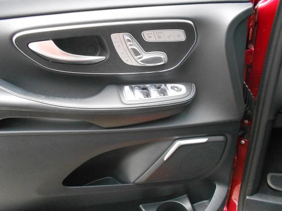 ObrázekMercedes-Benz Třídy V 300d 6míst 4Matic ČR 1.m DPH #12