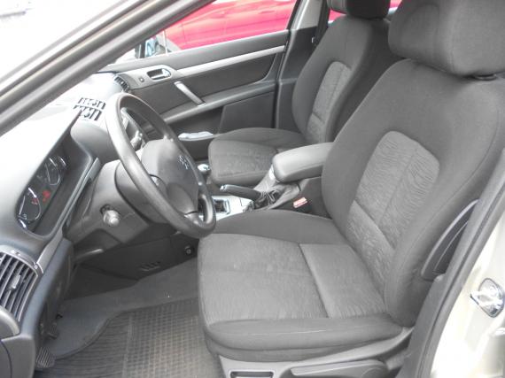 ObrázekPeugeot 407 1,8i 16v původ ČR #8
