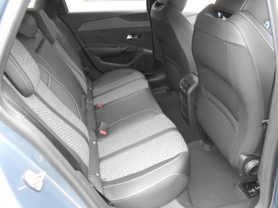 ObrázekPeugeot 308 ALLURE Elektr. 115 kW / 156 k #6