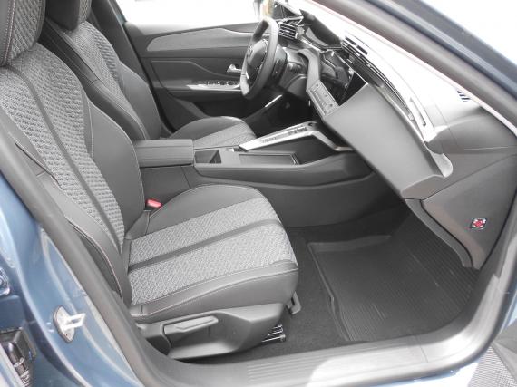 ObrázekPeugeot 308 ALLURE Elektr. 115 kW / 156 k #7