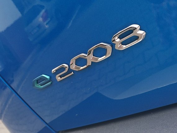 ObrázekPeugeot 2008 e-GT Elektromotor 100 kW / 136 k #13